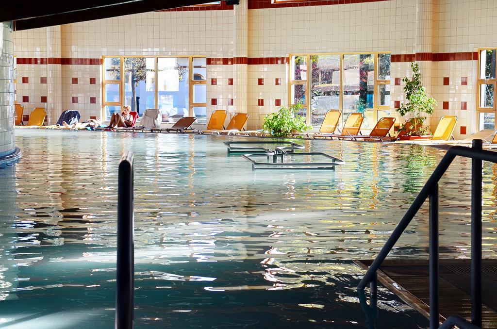 Ametiszt Hotel Harkány Exteriör bild