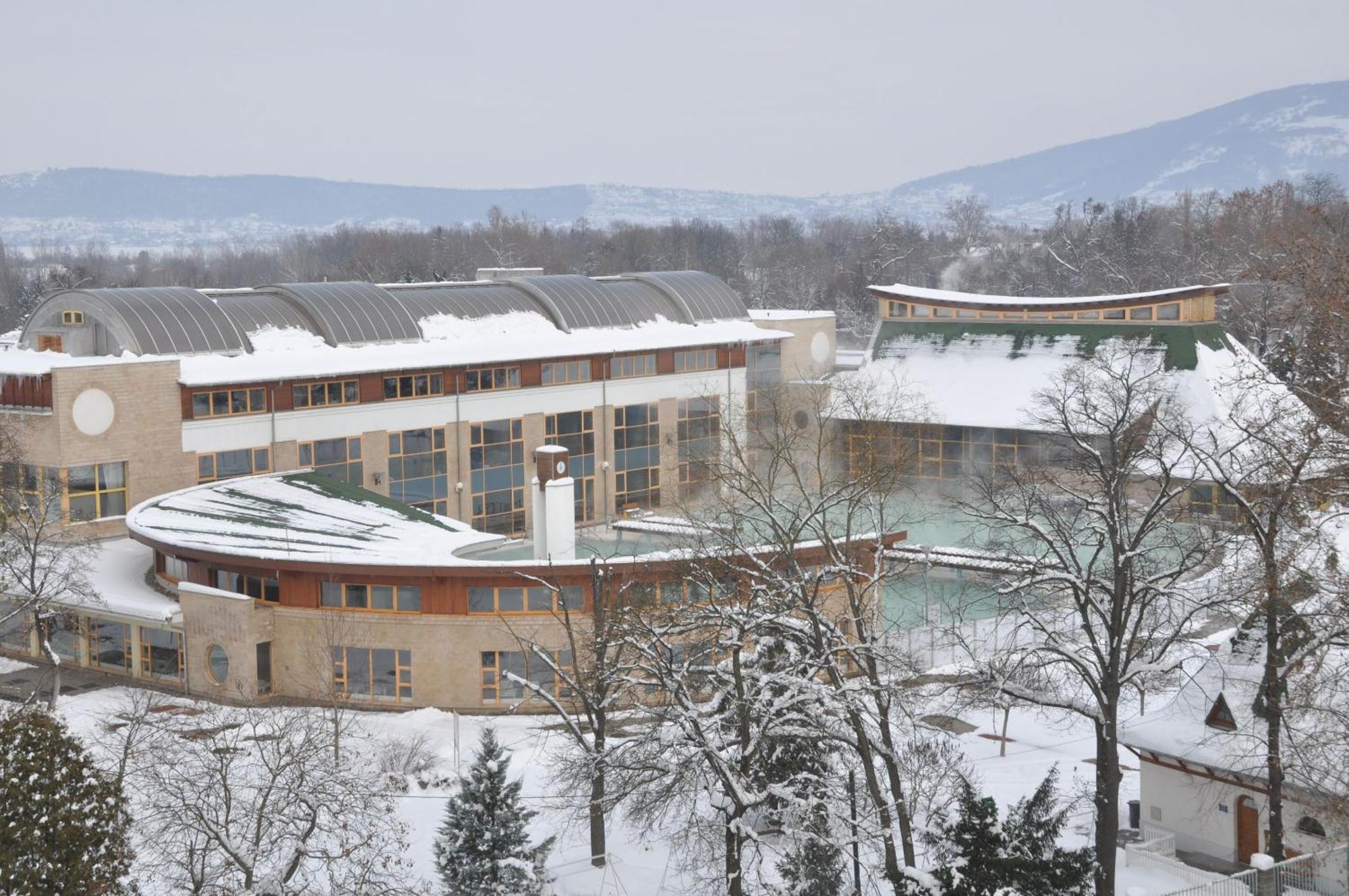 Ametiszt Hotel Harkány Exteriör bild