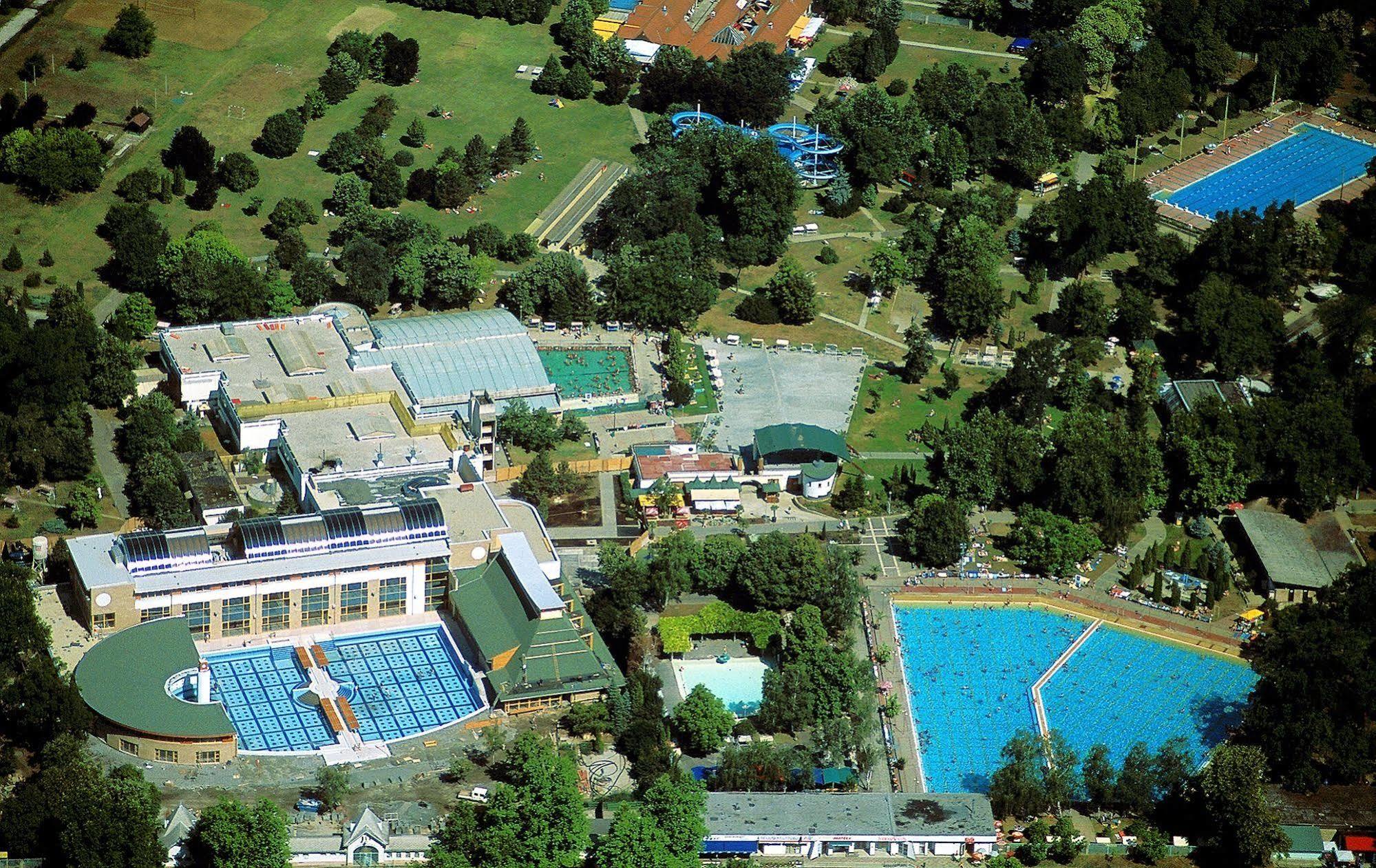 Ametiszt Hotel Harkány Bekvämligheter bild